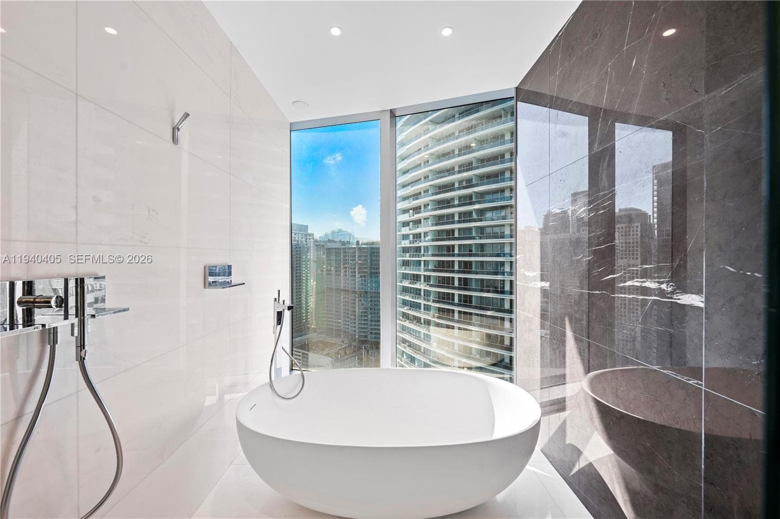 300 Biscayne Blvd Way 3407 photo 20