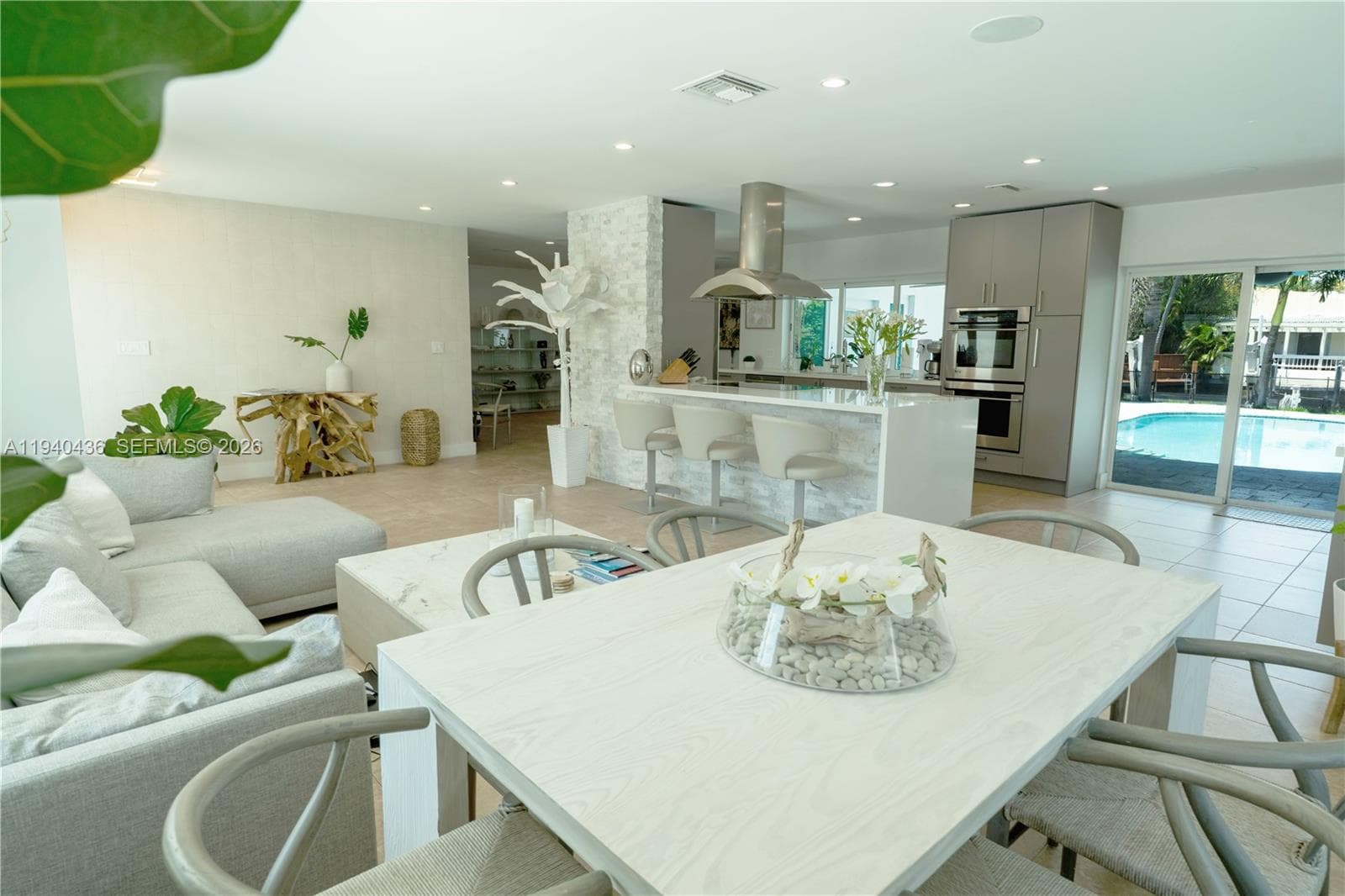 2711 57th Ct photo 8
