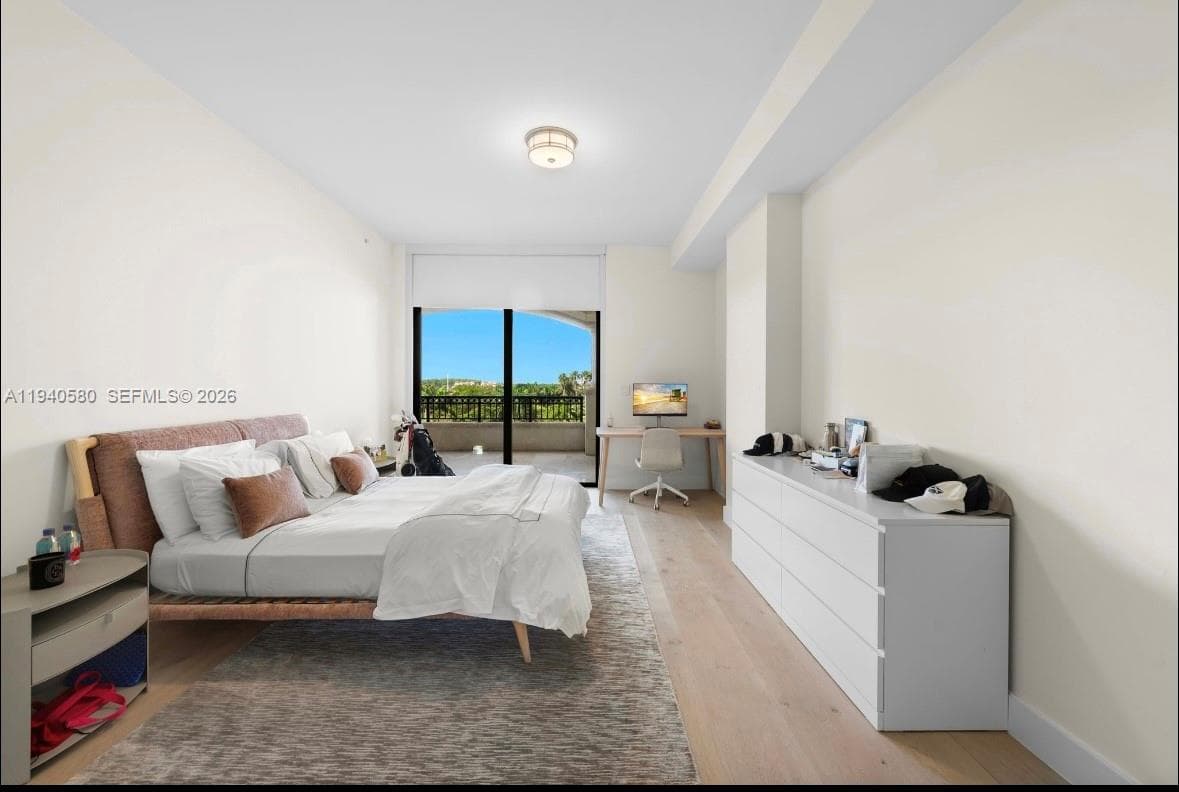 7055 Fisher Island Dr 7055 photo 13