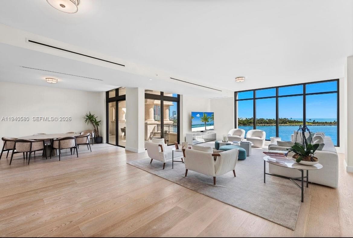 7055 Fisher Island Dr 3