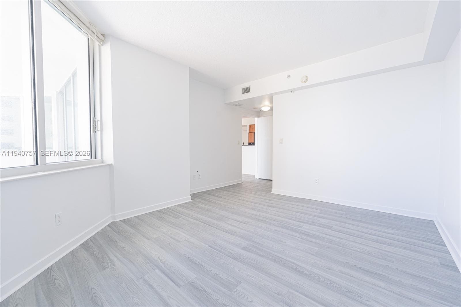 335 S Biscayne Blvd 1108 photo 16