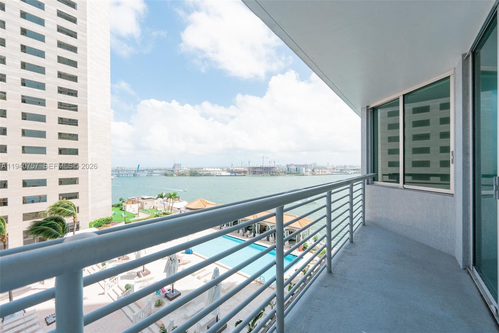 335 S Biscayne Blvd 1108 photo 3