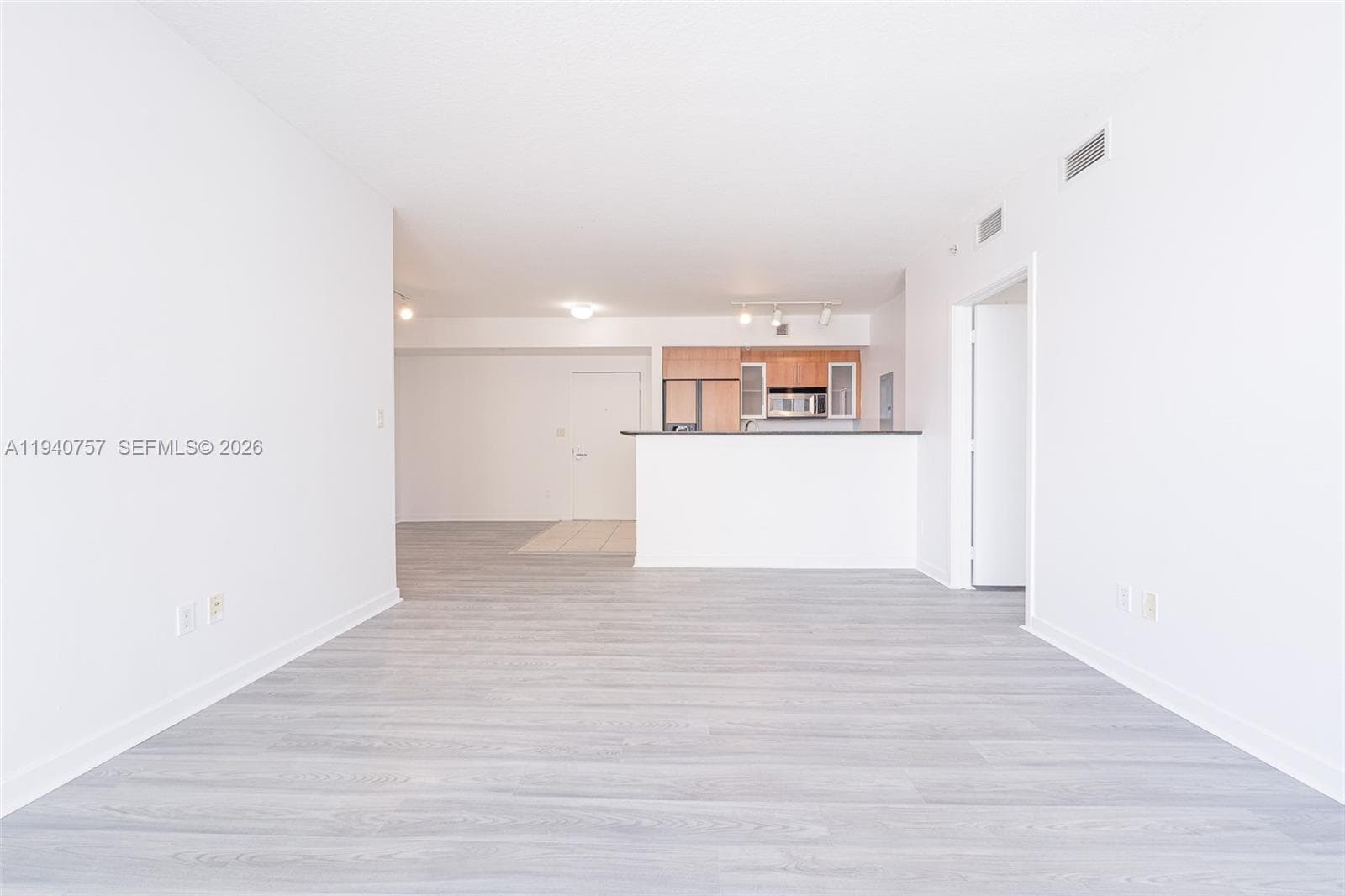 335 S Biscayne Blvd 1108 photo 9