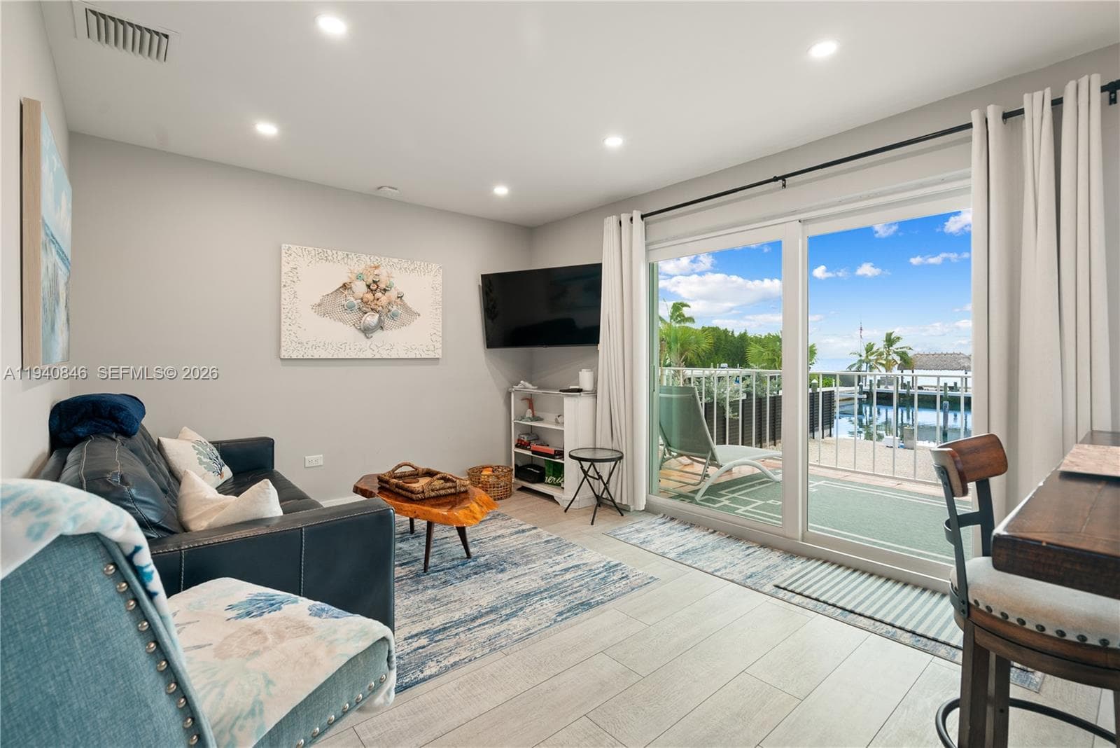 127 Seaside Ave photo 24