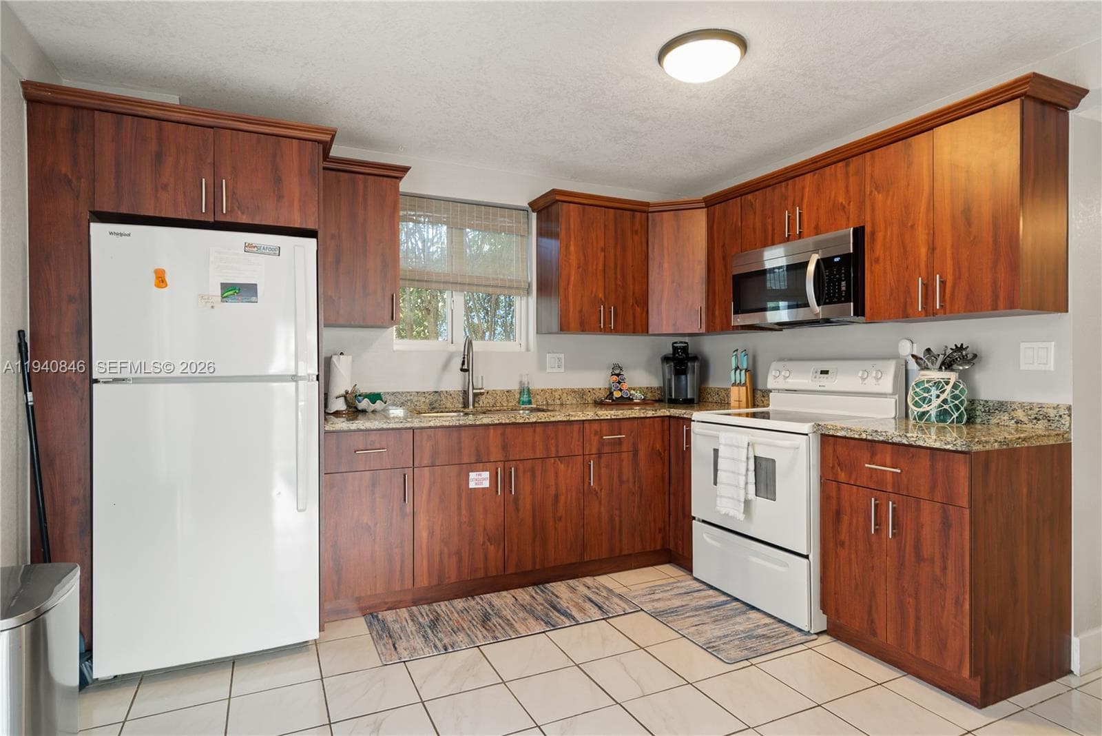 127 Seaside Ave photo 14