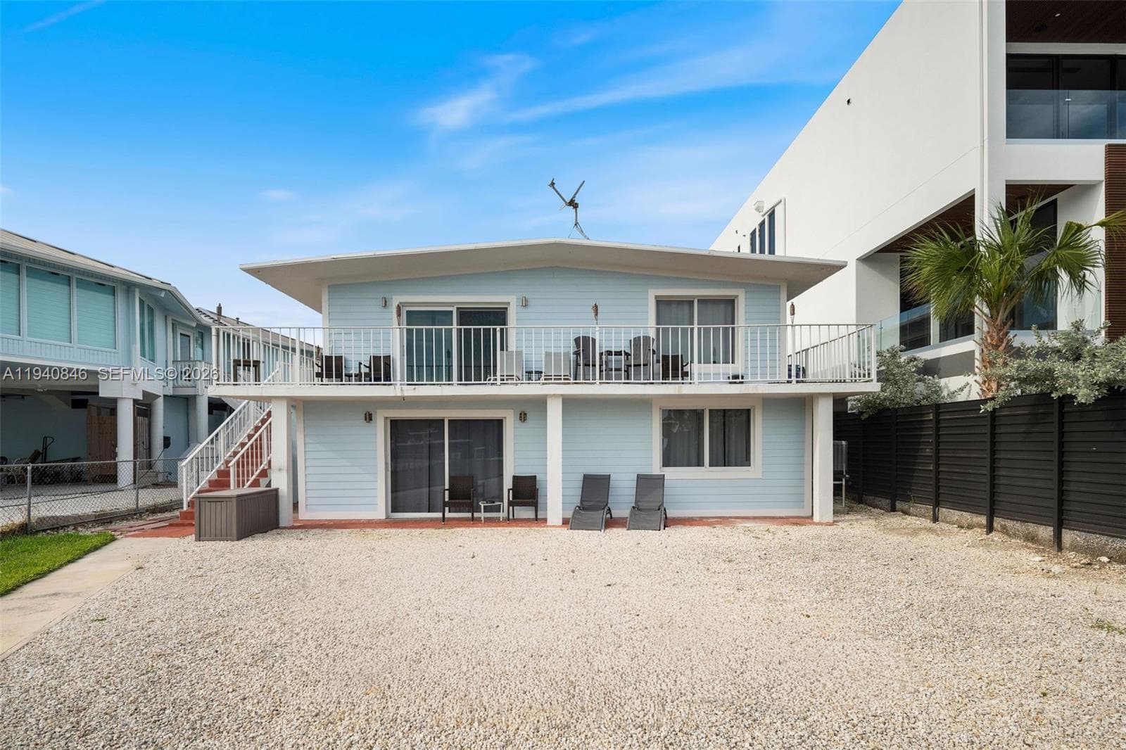 127 Seaside Ave photo 8