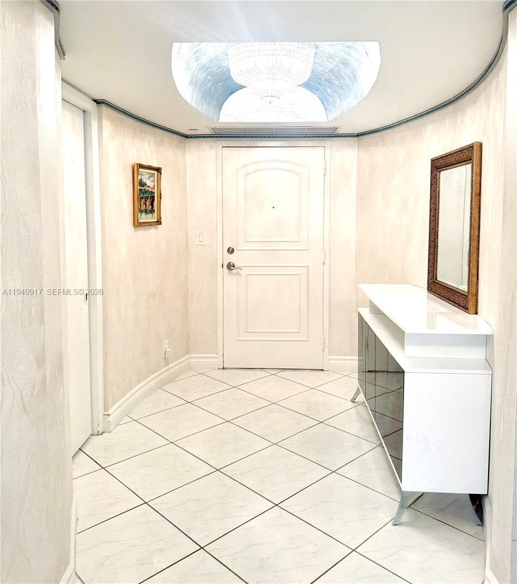 1920 Ocean Dr 3