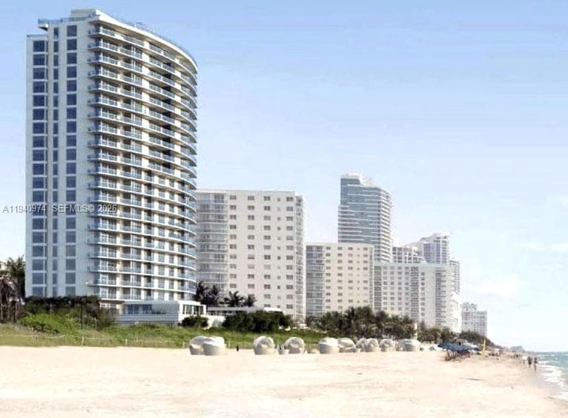 3951 Ocean Dr 2