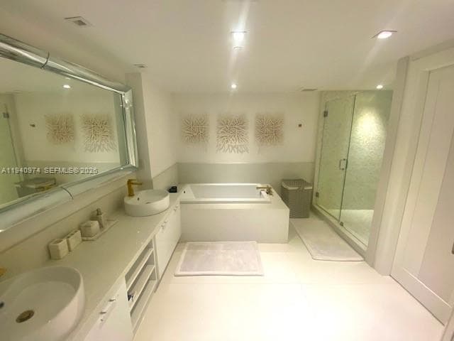 3951 Ocean Dr 501 photo 12