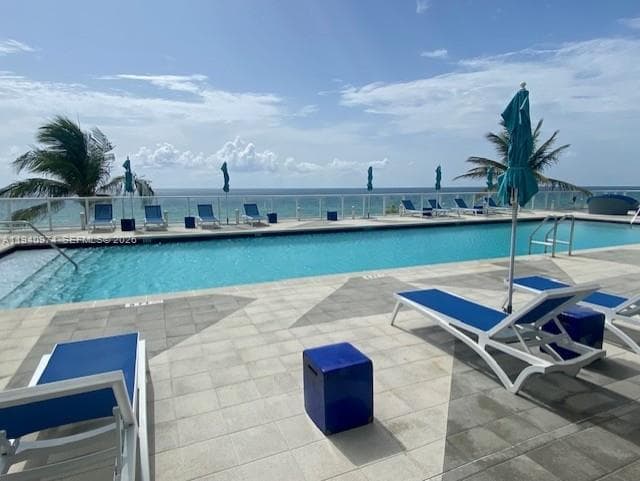3951 Ocean Dr 501 photo 18
