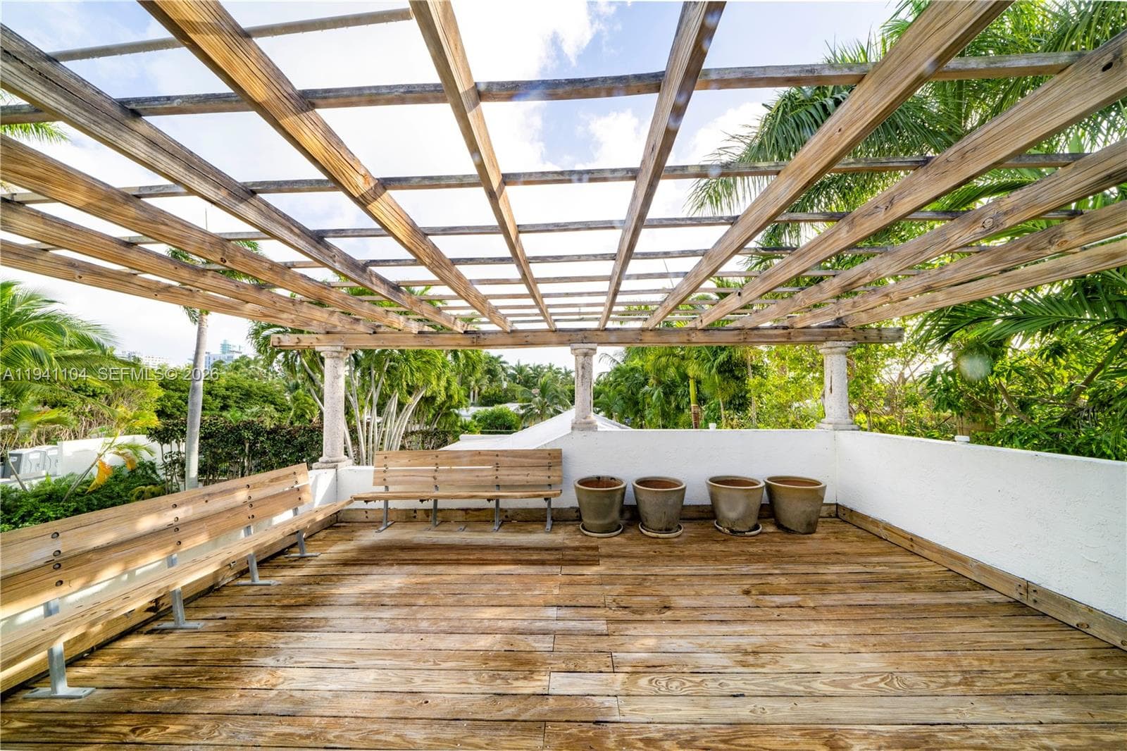 6465 Pine Tree Drive Cir photo 16