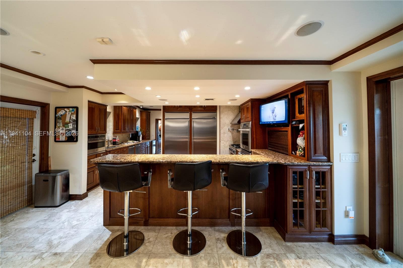 6465 Pine Tree Drive Cir photo 25