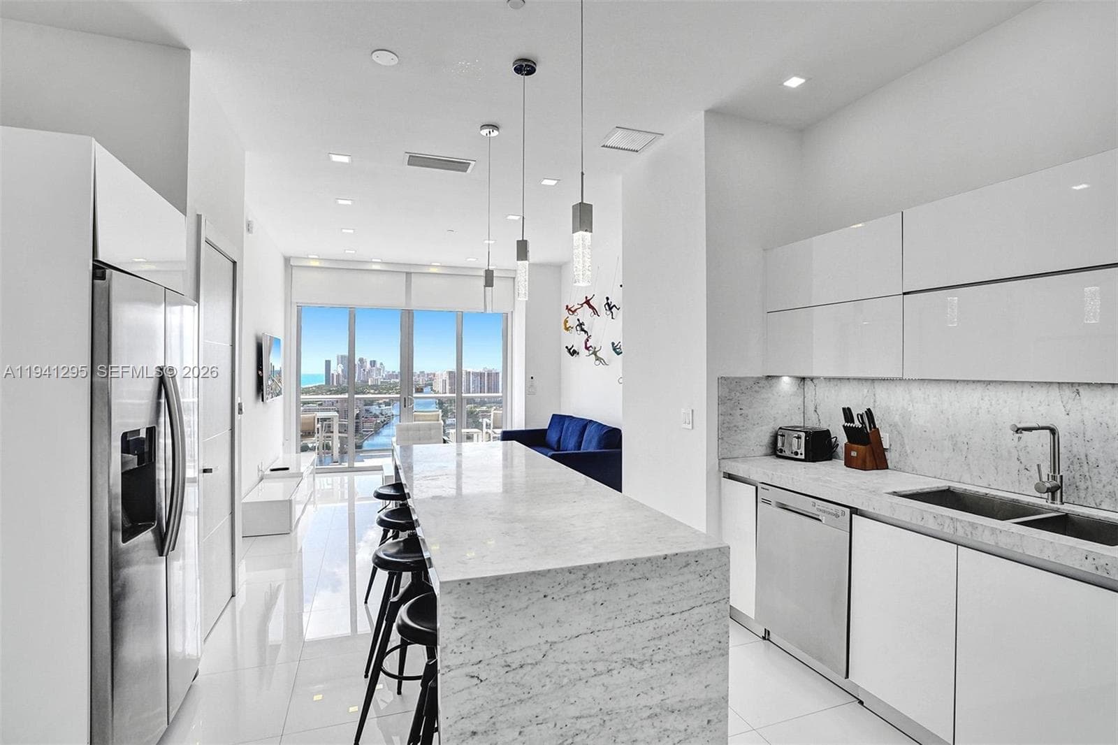 2600 Hallandale Beach Blvd T3303 photo 8