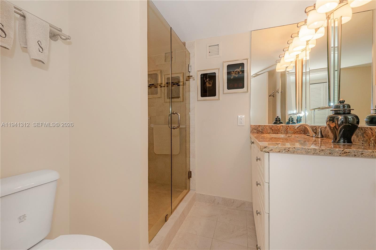 2751 Ocean Dr 1108N photo 23
