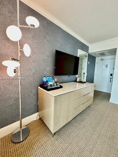 4401 Collins Ave 1817 photo 13