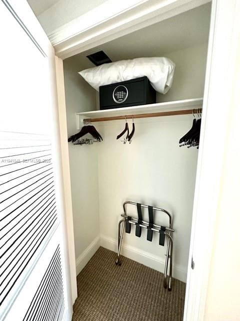 4401 Collins Ave 1817 photo 8