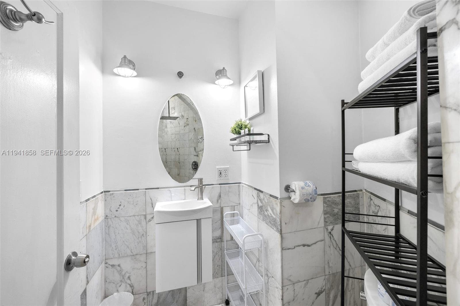 1908 Ocean Dr 1B & 2B package photo 13