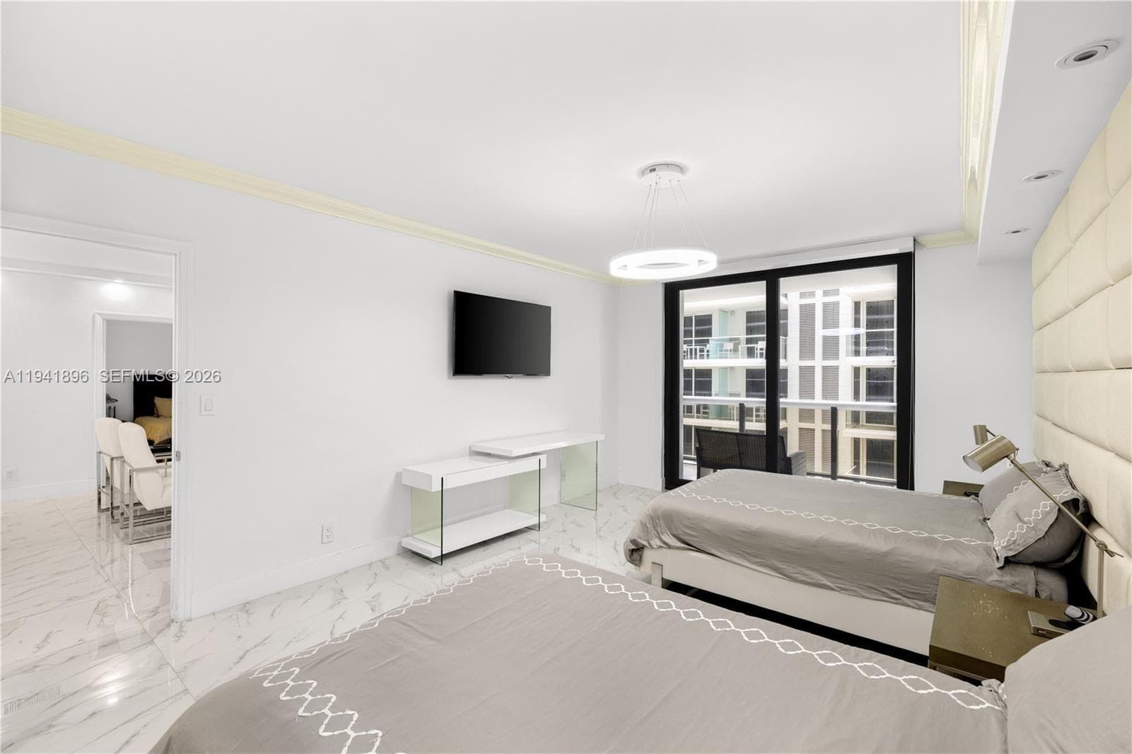 9455 Collins Ave 806 photo 18