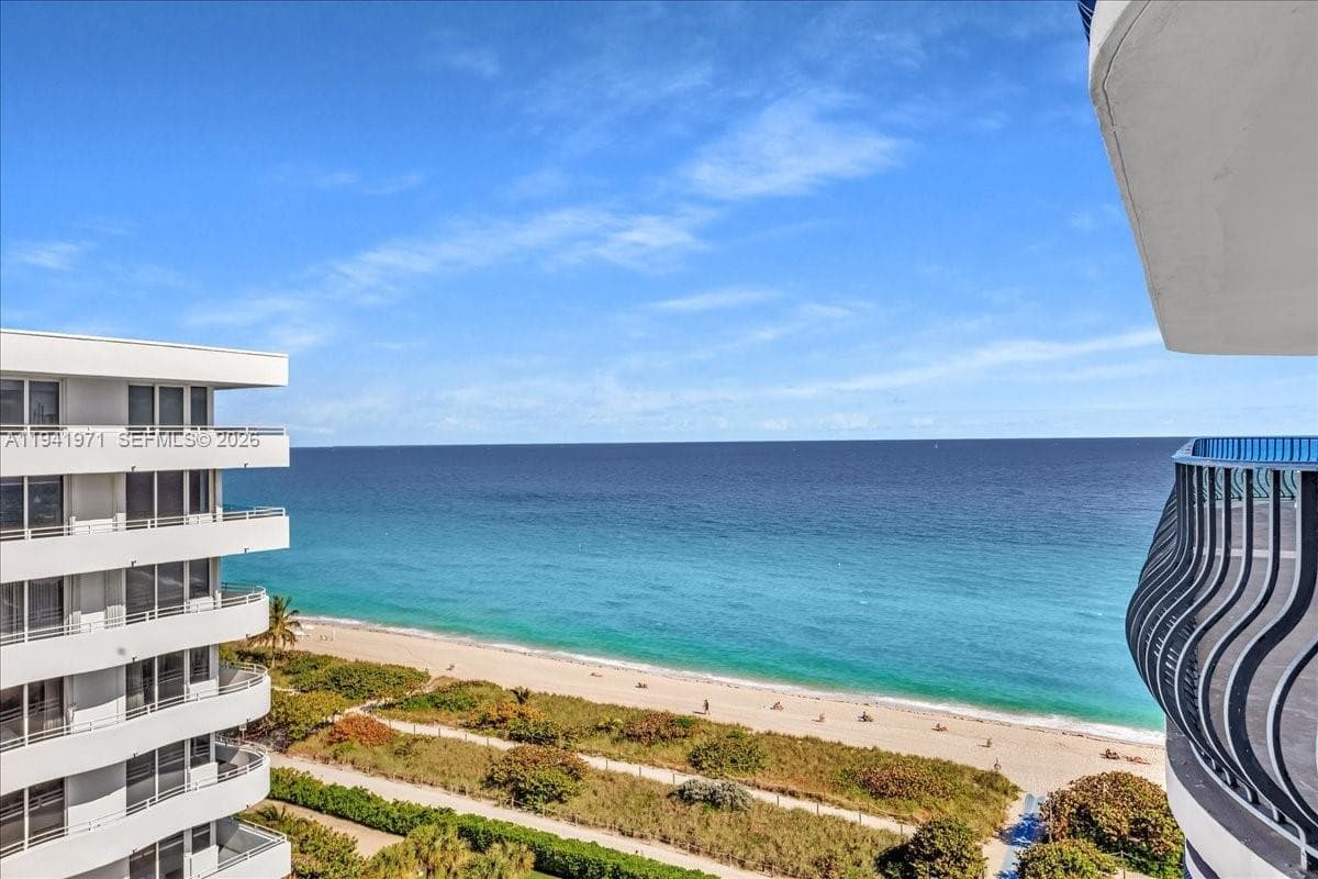8877 Collins Ave PH-2 photo 2