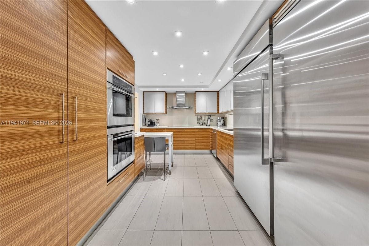 8877 Collins Ave PH-2 photo 8