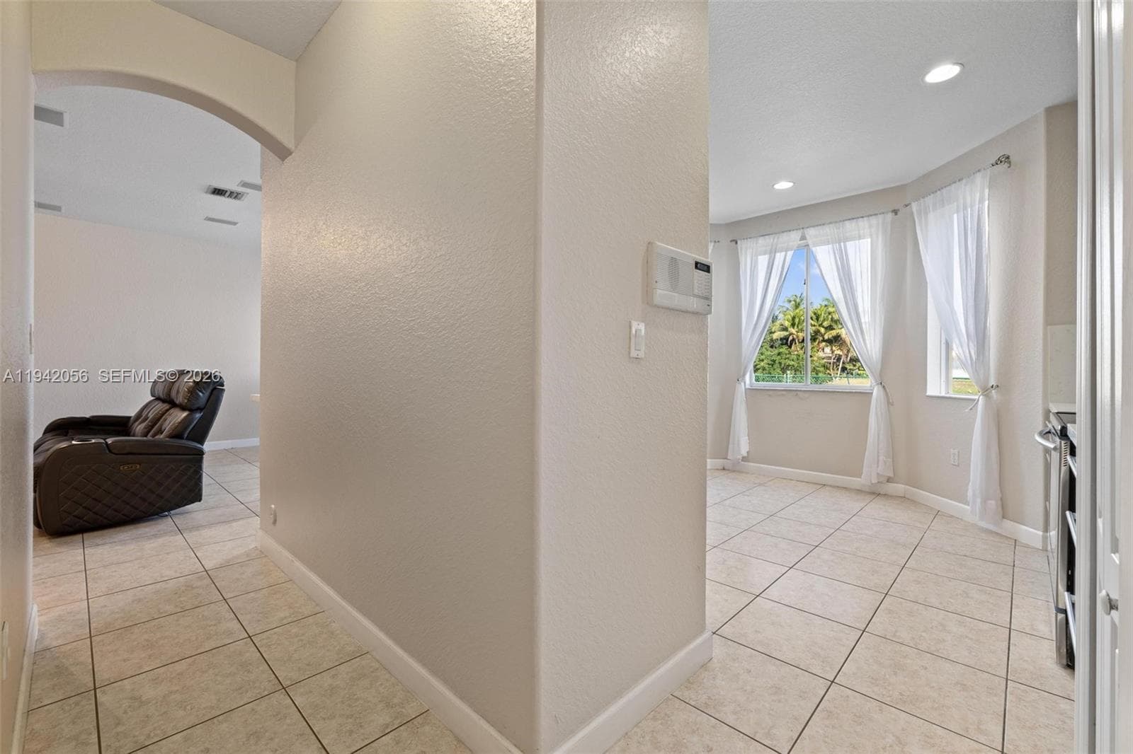 16301 70th St photo 10