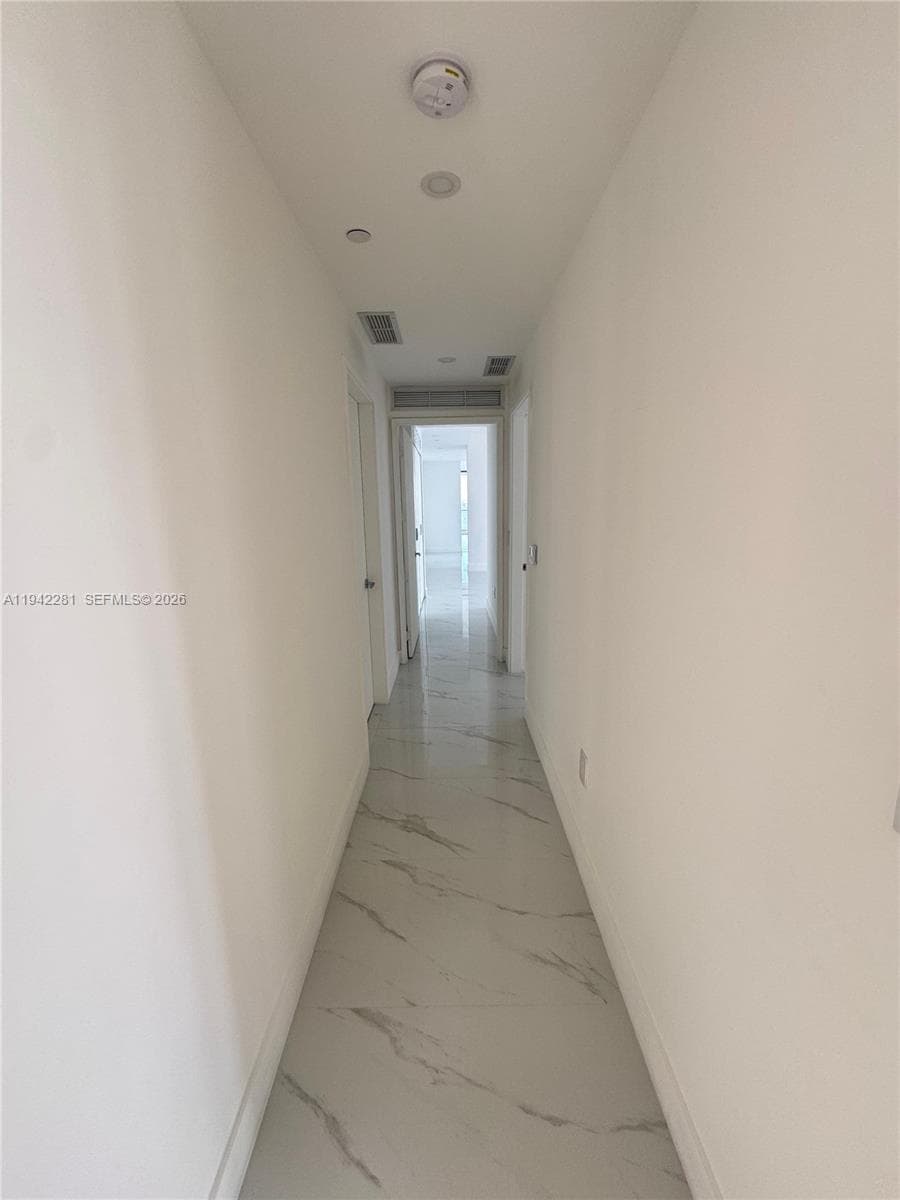 700 24 907 photo 18