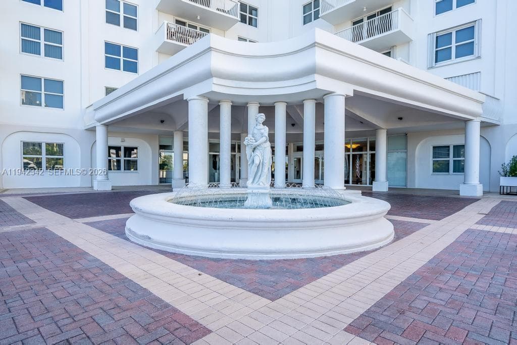 1 Las Olas Circle 306 photo 17