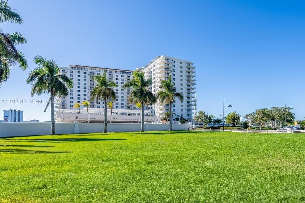 1 Las Olas Circle 306 photo 15