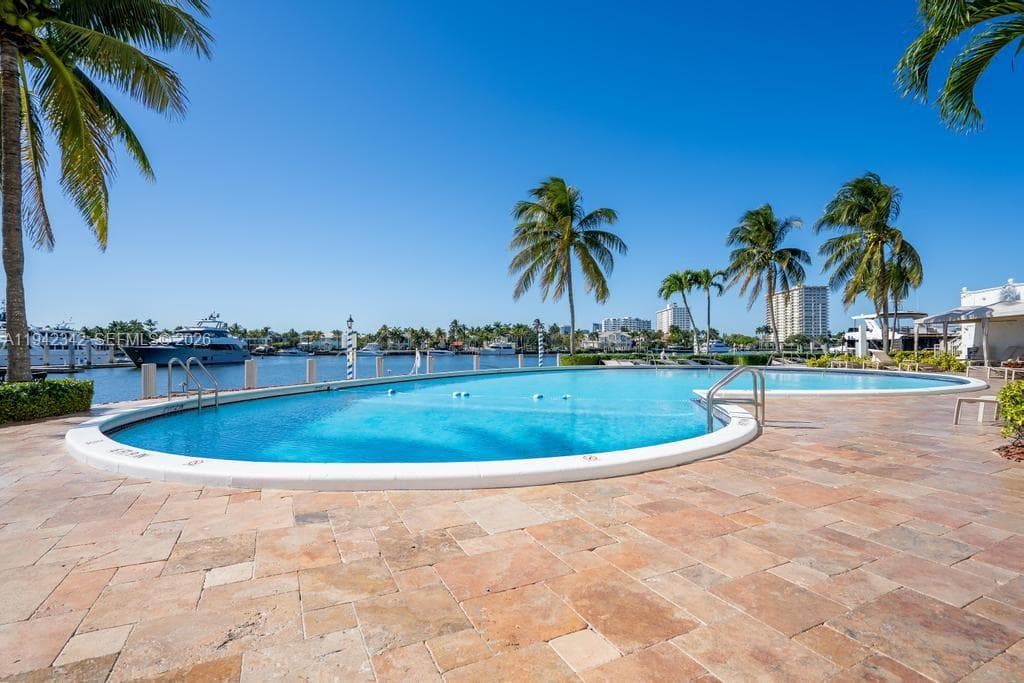 1 Las Olas Circle 306 photo 19
