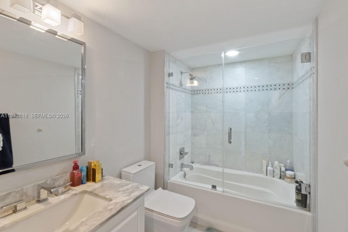 90 Alton Rd 807 photo 4