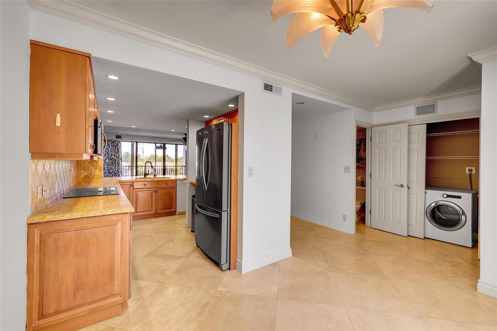1100 SE 5 Court #97 4