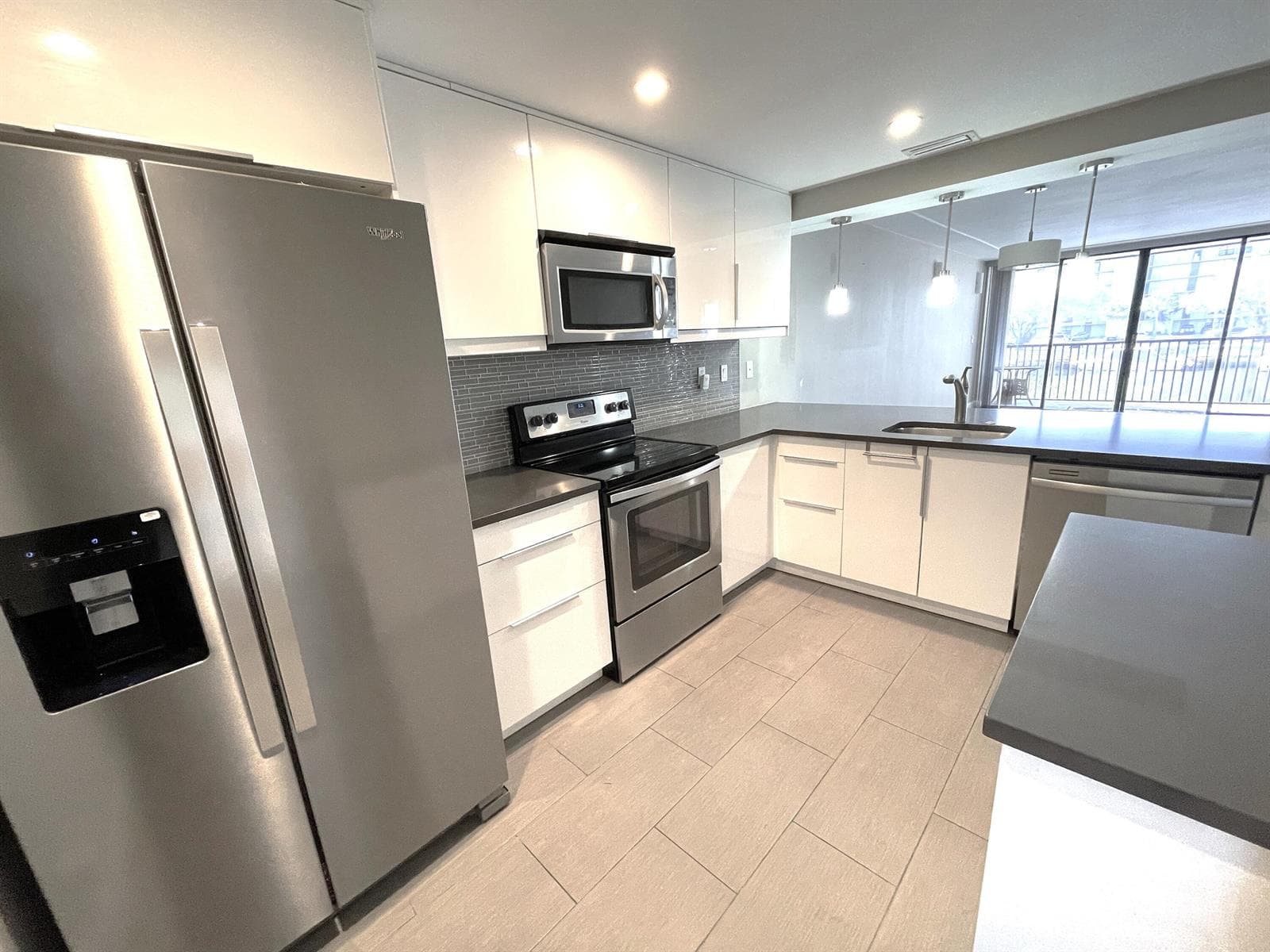 3 Royal Palm Way #205 5