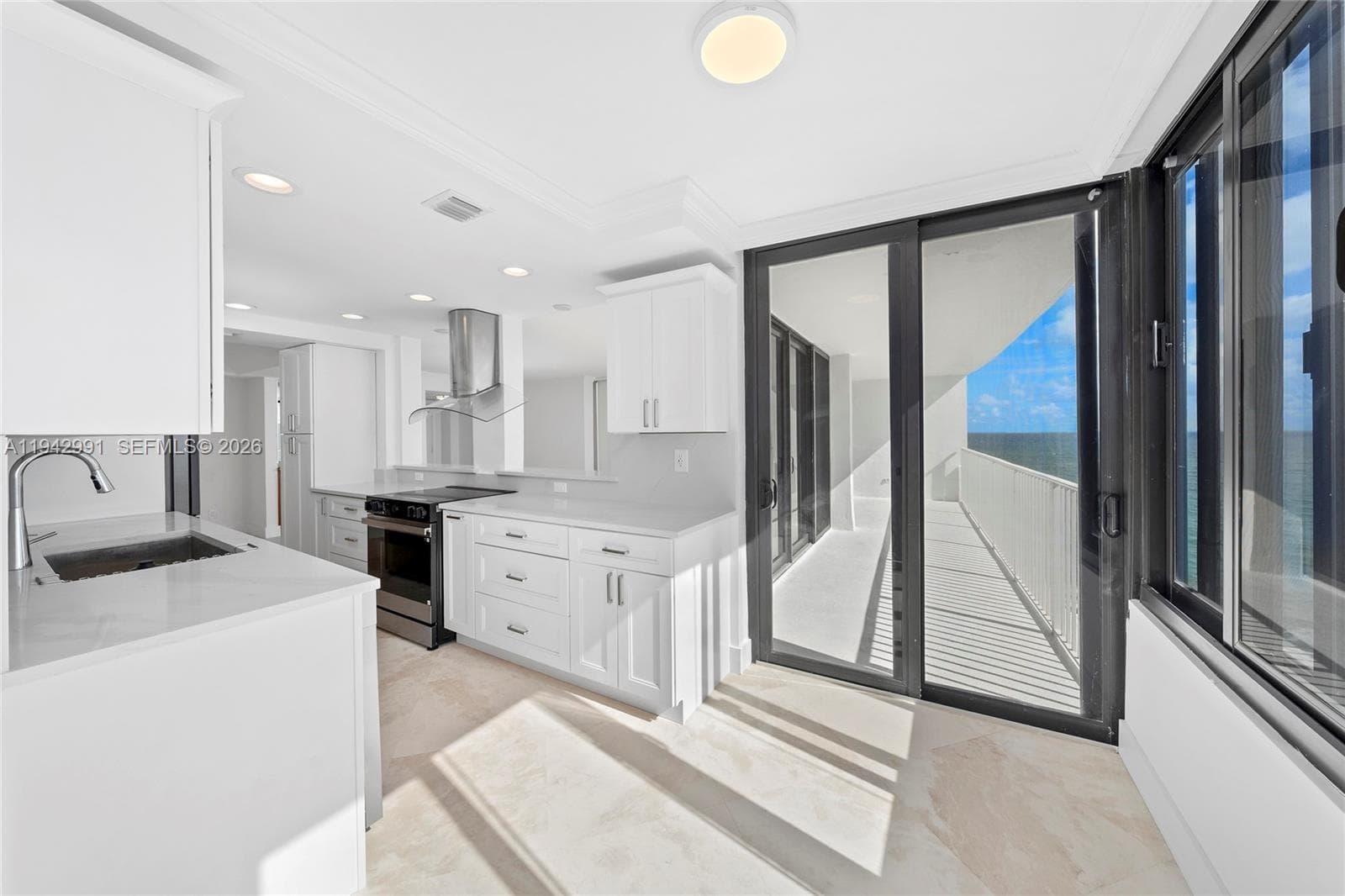 3590 Ocean Blvd 5