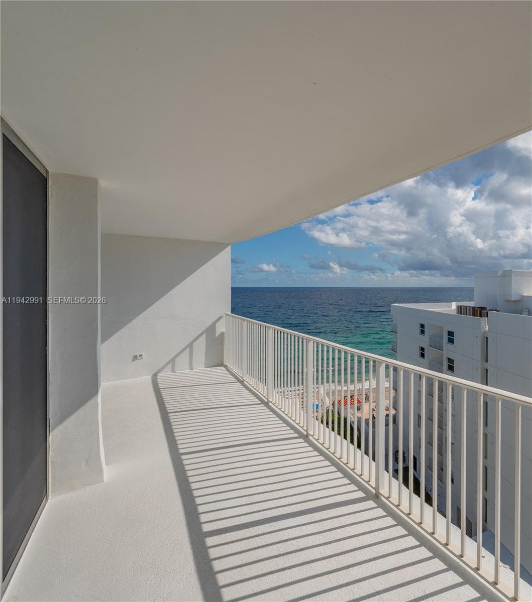 3590 Ocean Blvd 908 photo 25