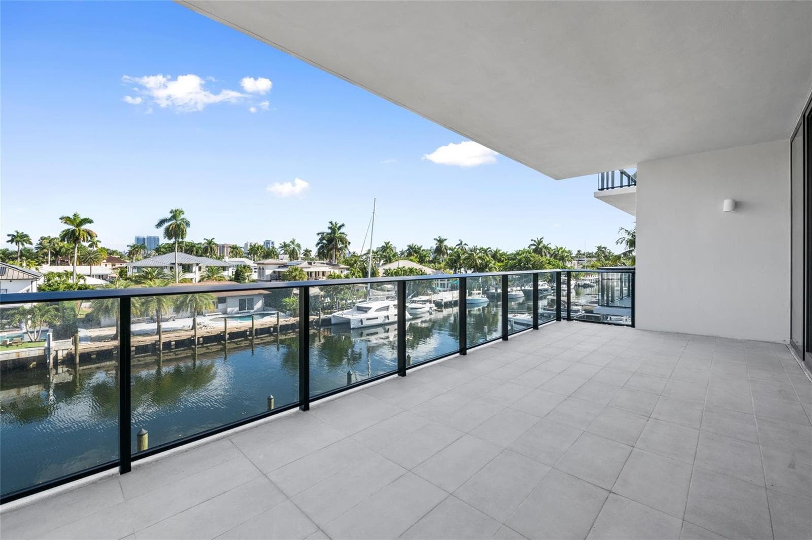 160 Isle Of Venice Drive #302 5