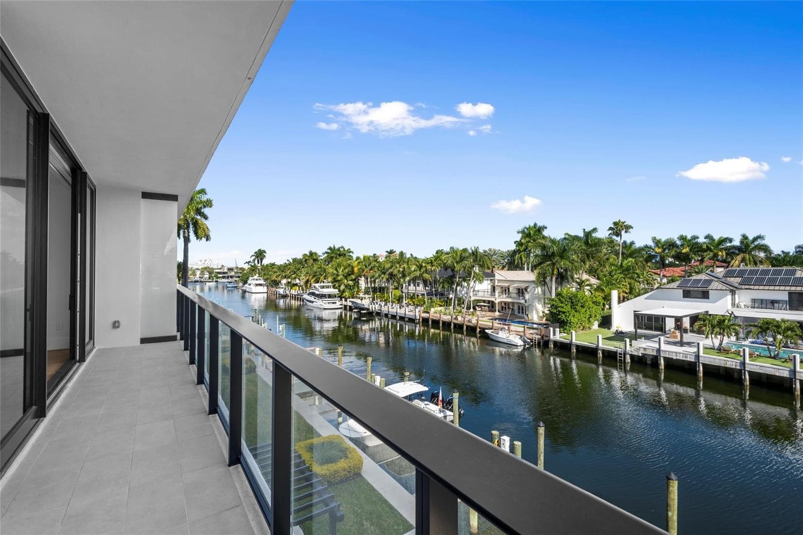 160 Isle Of Venice Drive #302 4