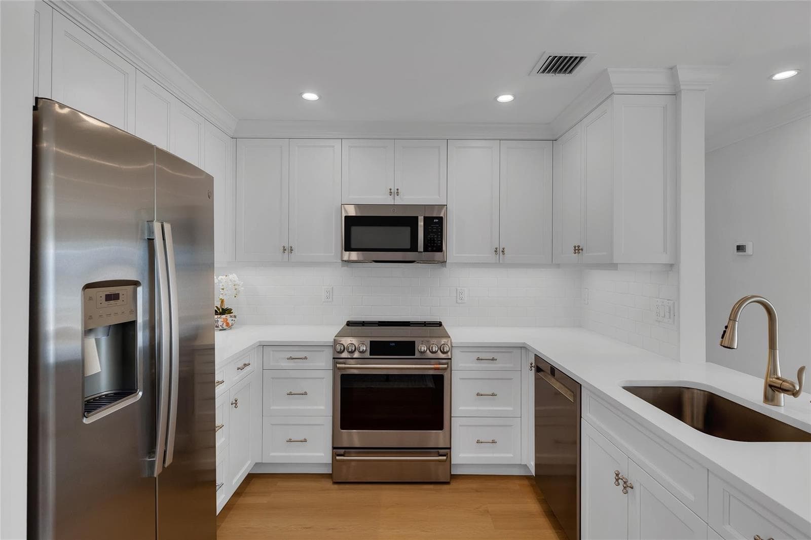 6299 Bay Club Drive #4 3