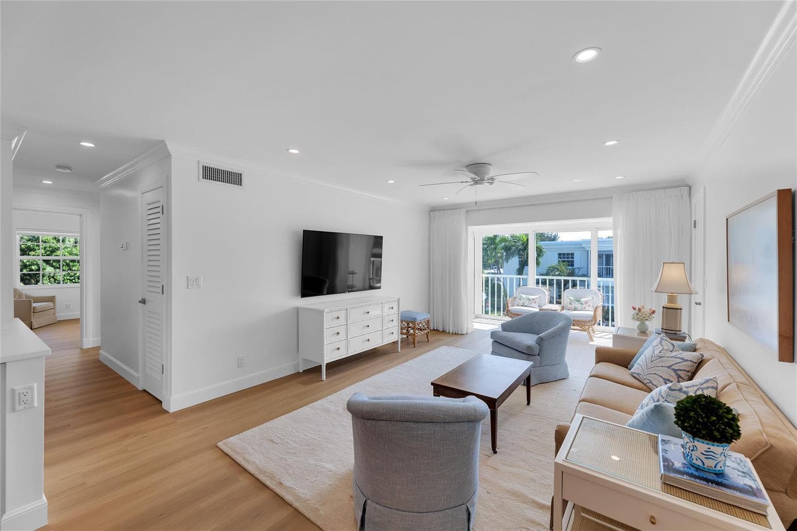 6299 Bay Club Drive #4 1