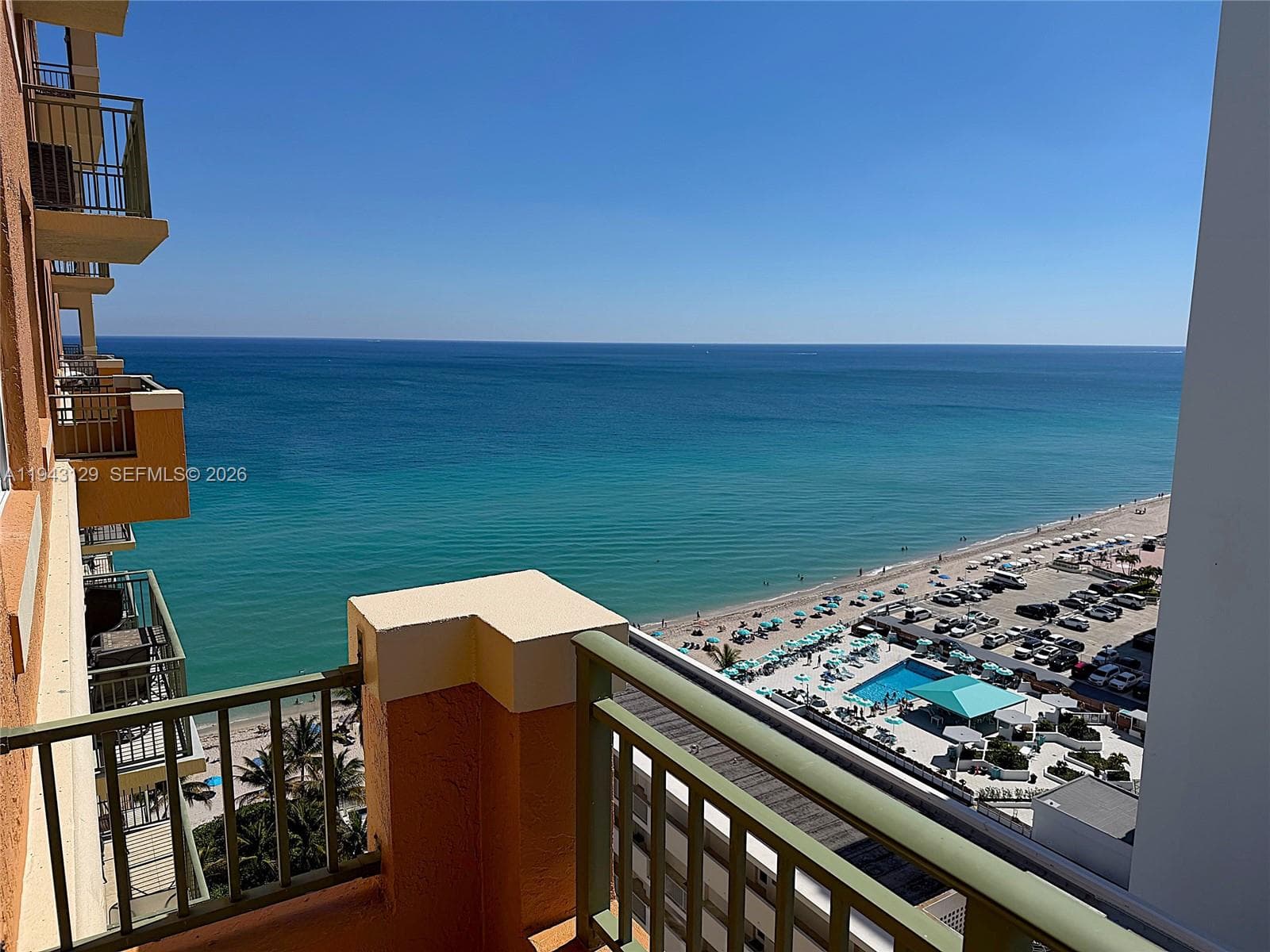 2080 Ocean Dr LPH05 photo 23