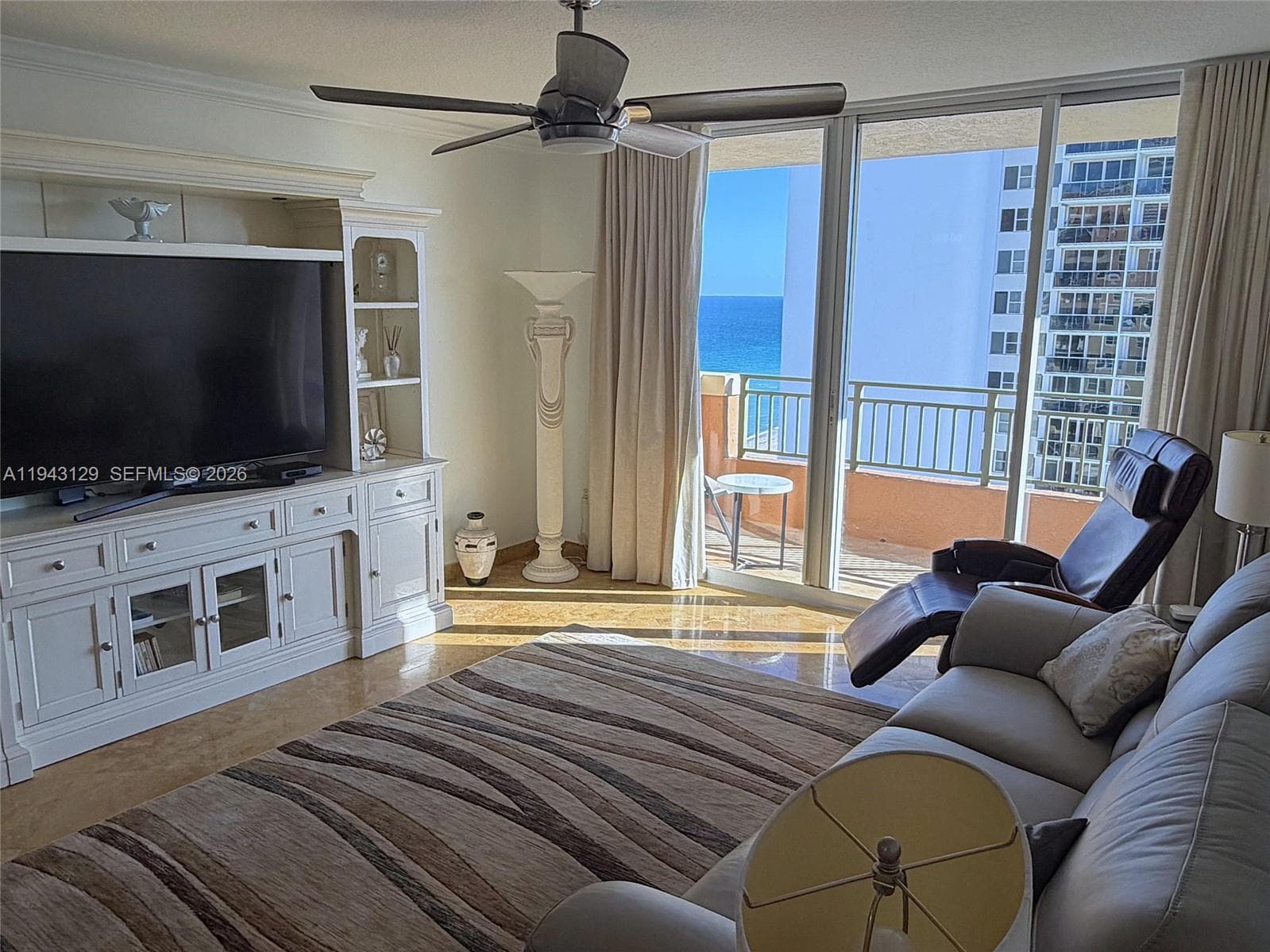 2080 Ocean Dr 5