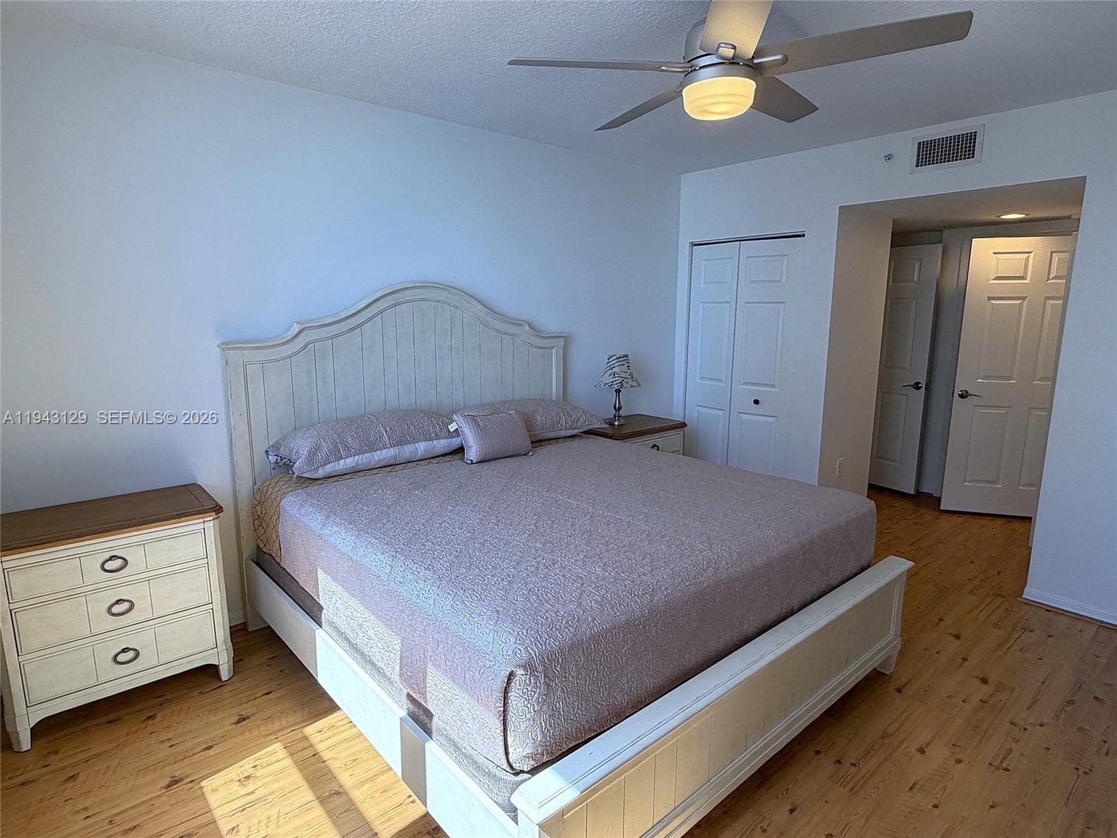 2080 Ocean Dr LPH05 photo 14
