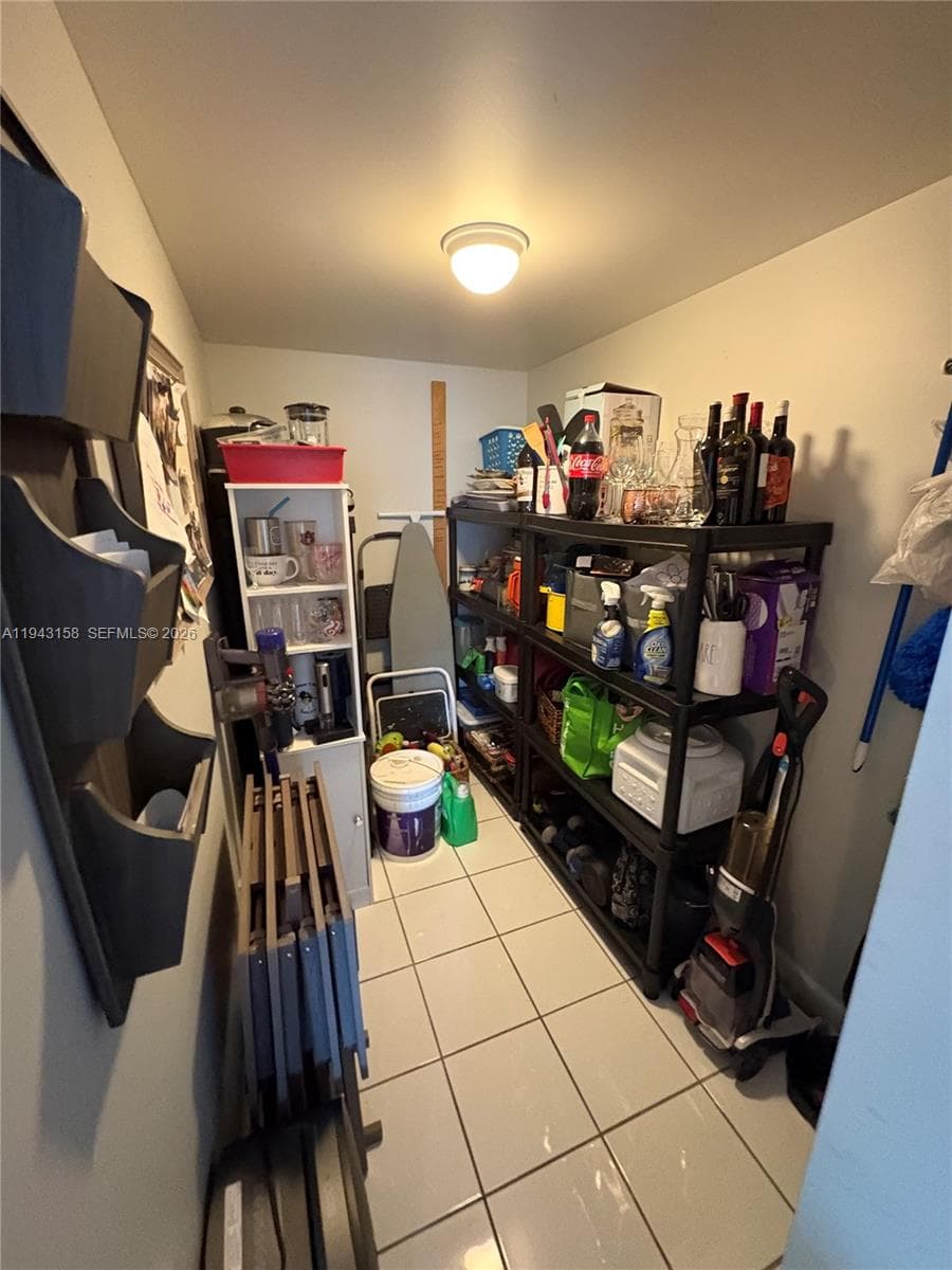 180 Cypress Club Dr 811 photo 19