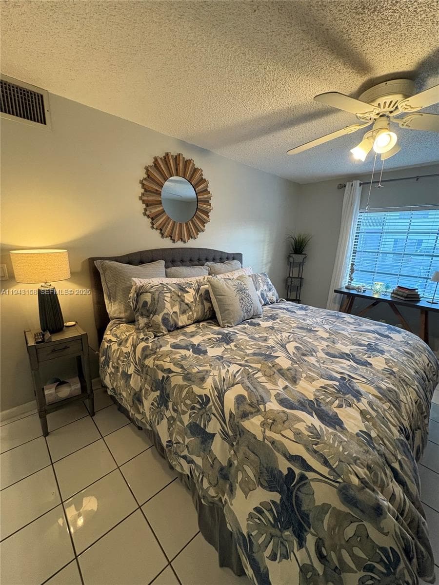 180 Cypress Club Dr 811 photo 25