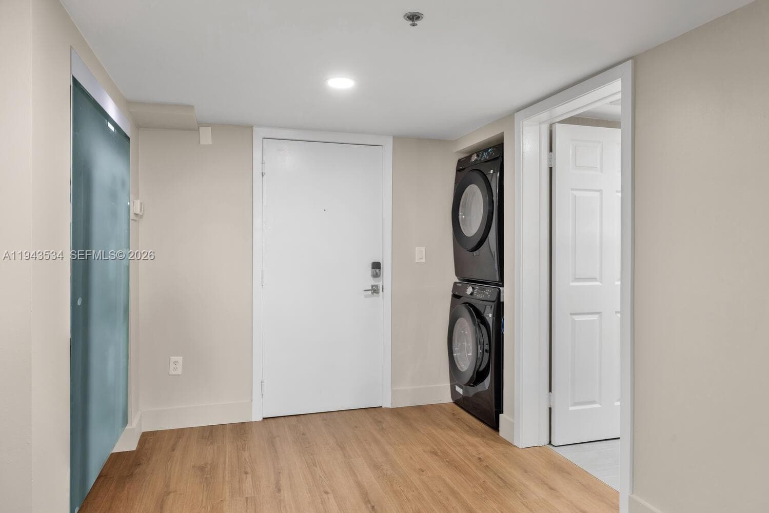 5445 Collins Ave M9 M10 M11 M12 photo 6