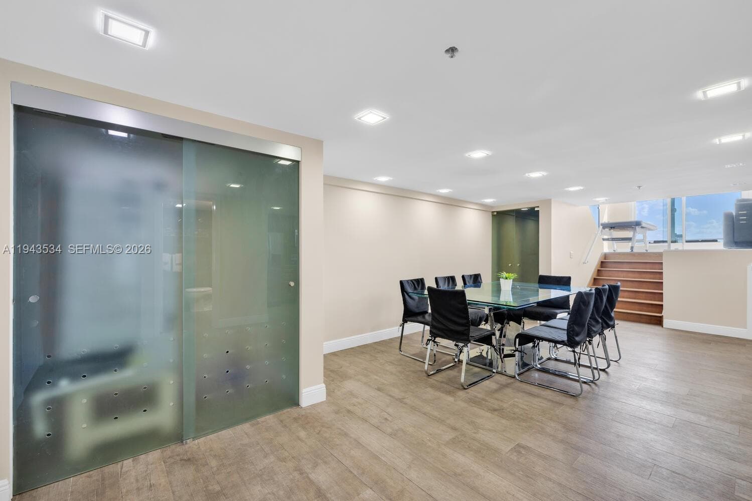 5445 Collins Ave M9 M10 M11 M12 photo 21