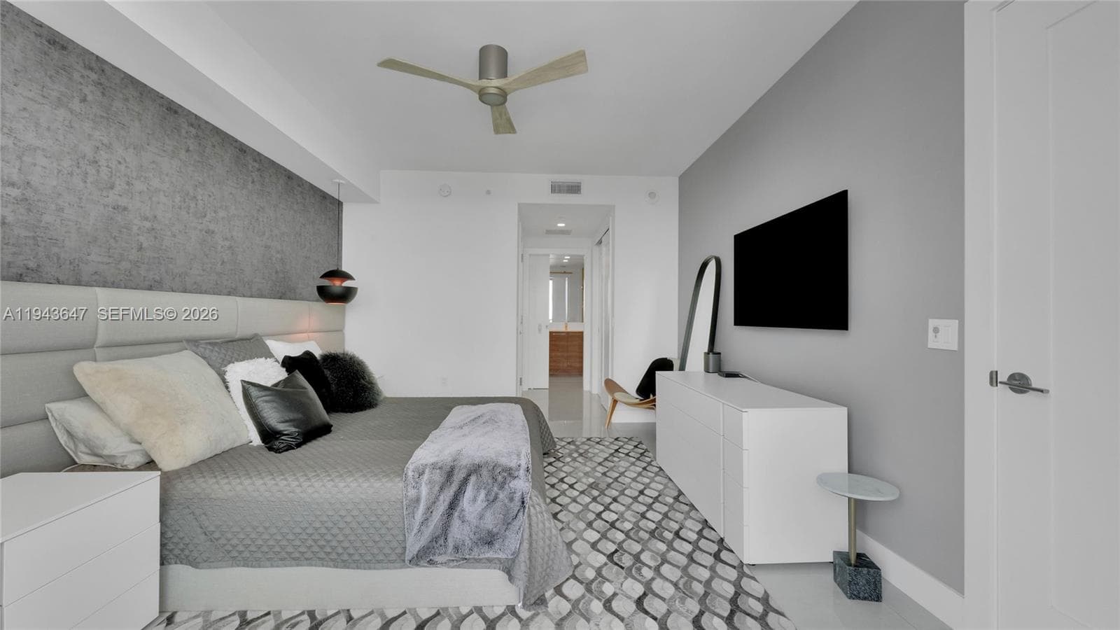 100 Las Olas Blvd 2802 photo 12