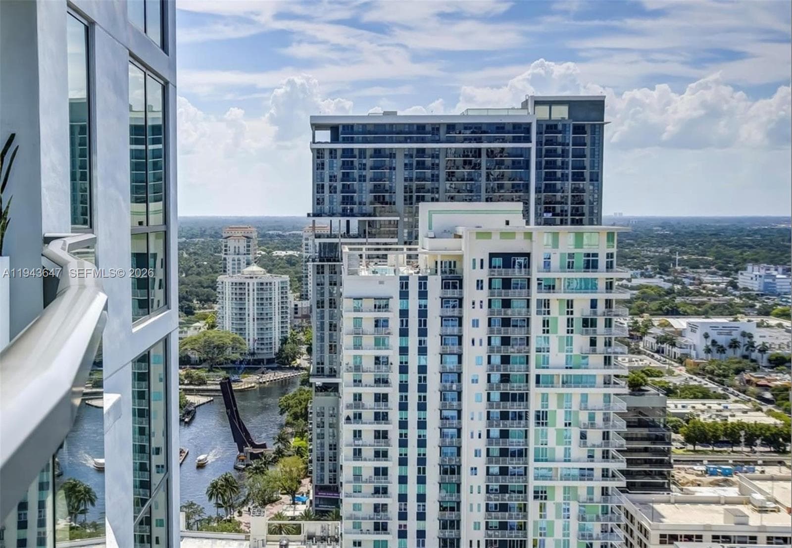 100 Las Olas Blvd 2802 photo 24