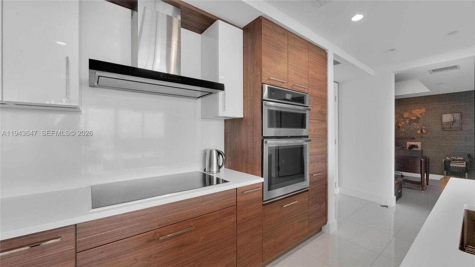 100 Las Olas Blvd 2802 photo 8
