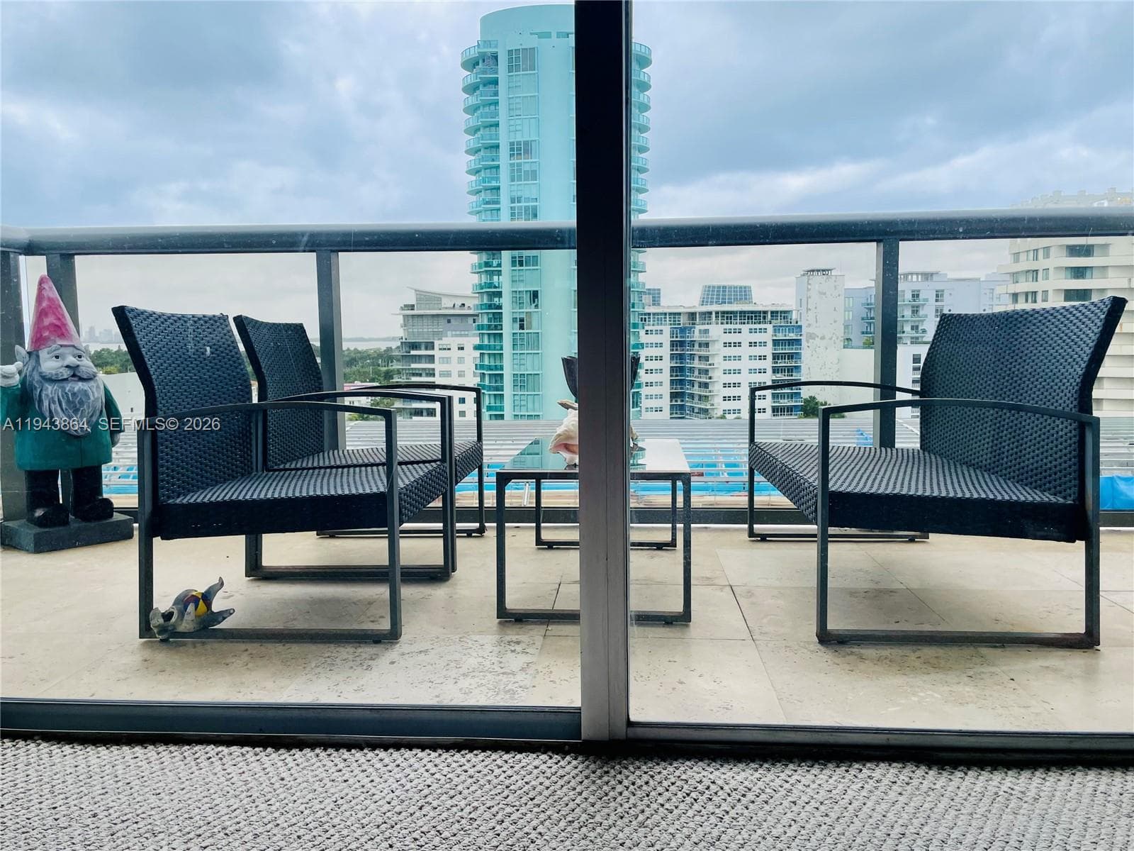 6039 Collins Ave 1232 photo 4