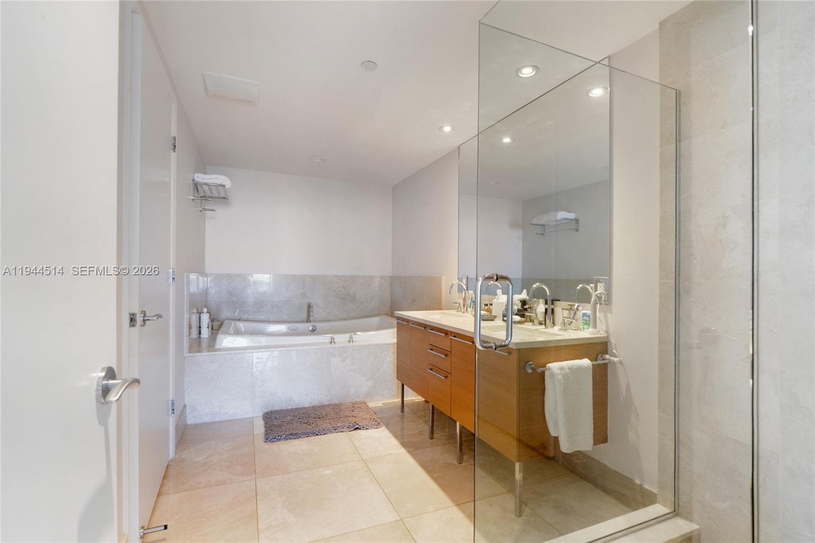 17001 Collins Ave 4101 photo 8